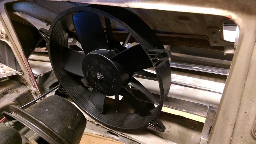 Center Mount Electric Fan Center Mount Electric Fan