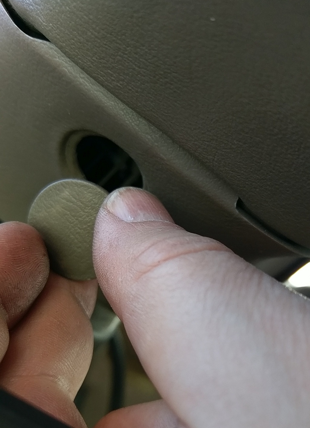 Bolt in Airbag