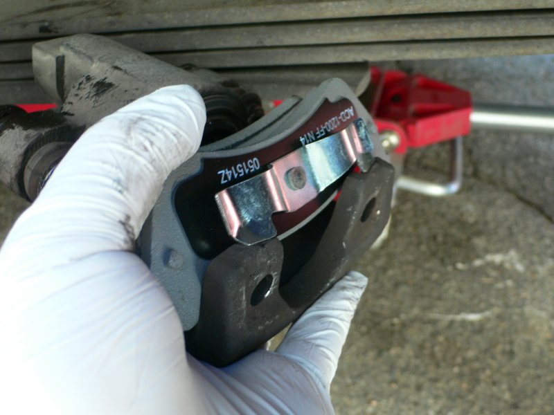 Ford Explorer Rear Outer Pad Install Ford Explorer Rear Outer Pad Install