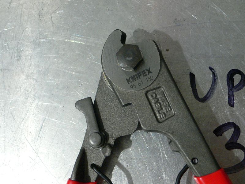 Knipex Jaws Open