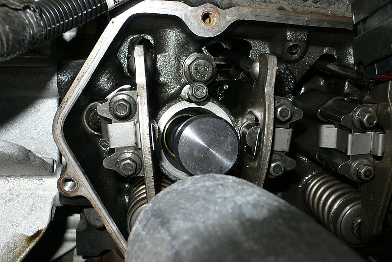 Hammering in Injector Cup